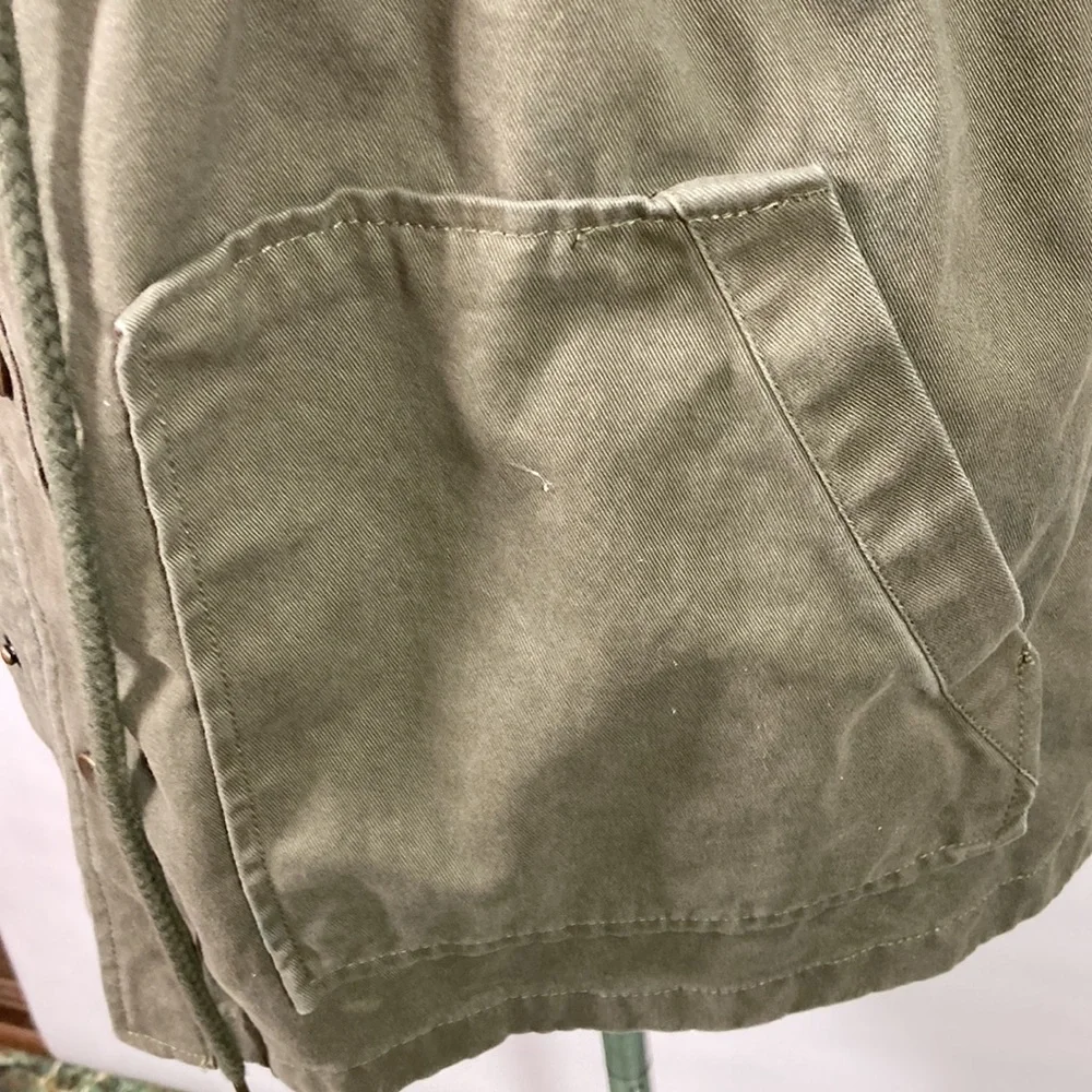 Arizona Snap Front Draw String Waist Large Pockets Jacket Size L